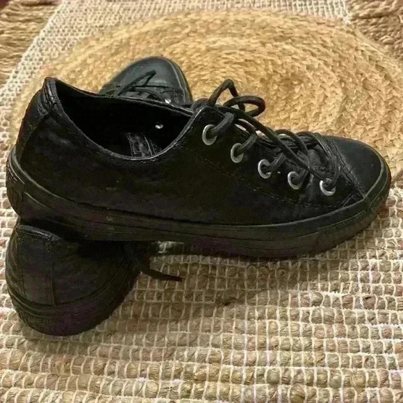 Converse - Picture 5 of 7